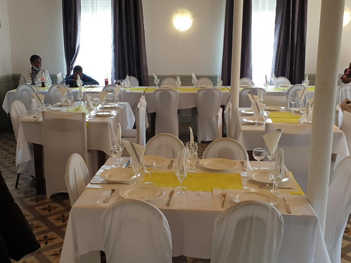 Hotel - Restaurant - Bar Saint Avit L Hotel Des Tchoumjeu Lourdes Eksteriør billede