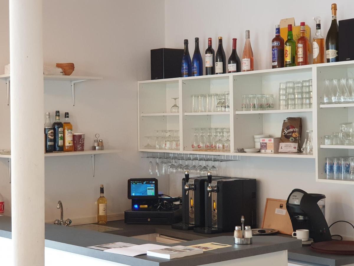 Hotel - Restaurant - Bar Saint Avit L Hotel Des Tchoumjeu Lourdes Eksteriør billede